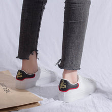 Load image into Gallery viewer, HOT Women Sneakers 2019 Fashion Breathble Vulcanized Shoes Women Pu leather Platform Shoes Women Lace up Casual Shoes White
