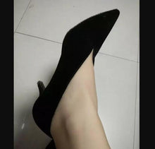 Load image into Gallery viewer, XGRAVITY 2019 Pop Star Pointed Toe Girl Thin Heel Woman Shoes Deep V Design Lady Fashion Shoes Elegant European Women Shoes C264